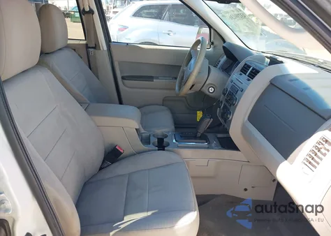 2011 Ford Escape Xlt from USA, damaged, VIN 1FMCU0D72BKB88970